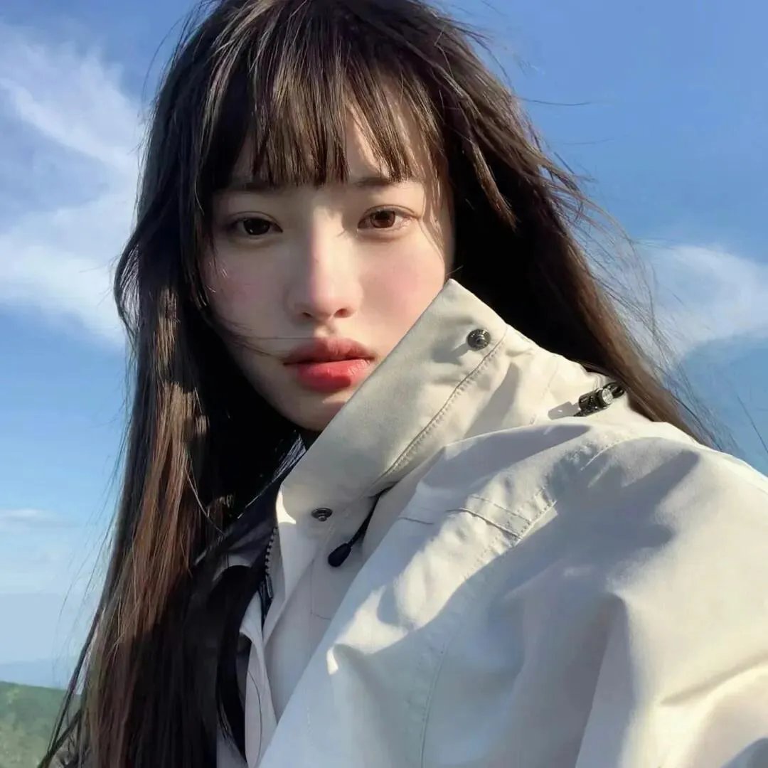 闪婚后，亿万总裁把我宠上天